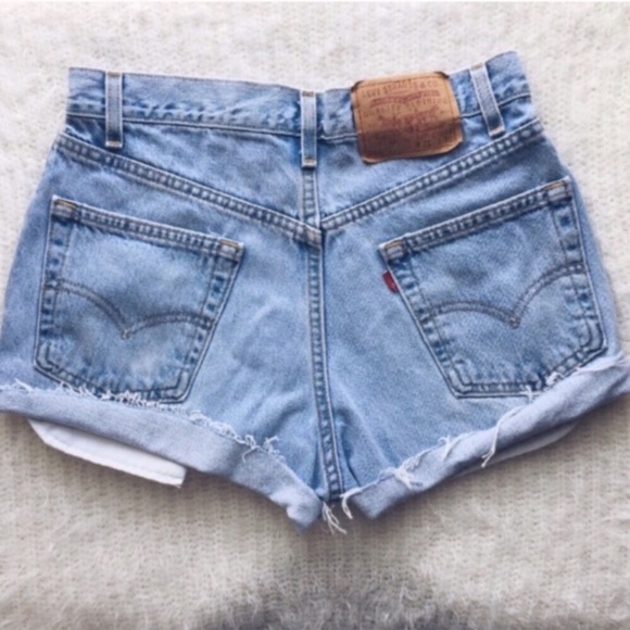 Vintage High Waisted Levi Shorts - Light (XXS-M) - Picture 2 of 2